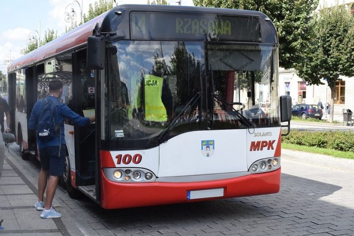 Autobusy i kierowcy MPK pod kontrolą policji