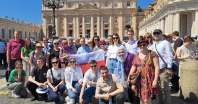 Papież pozdrowił wolontariuszy Zespołu Pomocy Kościołowi na Wschodzie KEP